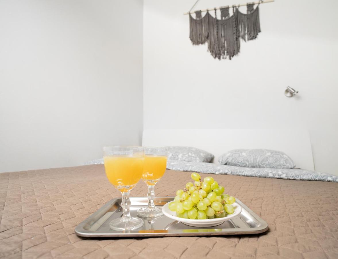 House 22A Studio Apartments Kaunas Ngoại thất bức ảnh