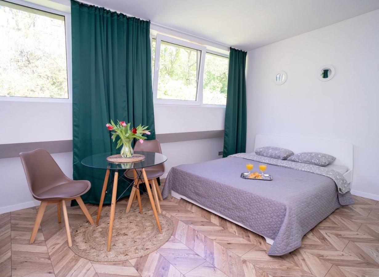 House 22A Studio Apartments Kaunas Ngoại thất bức ảnh